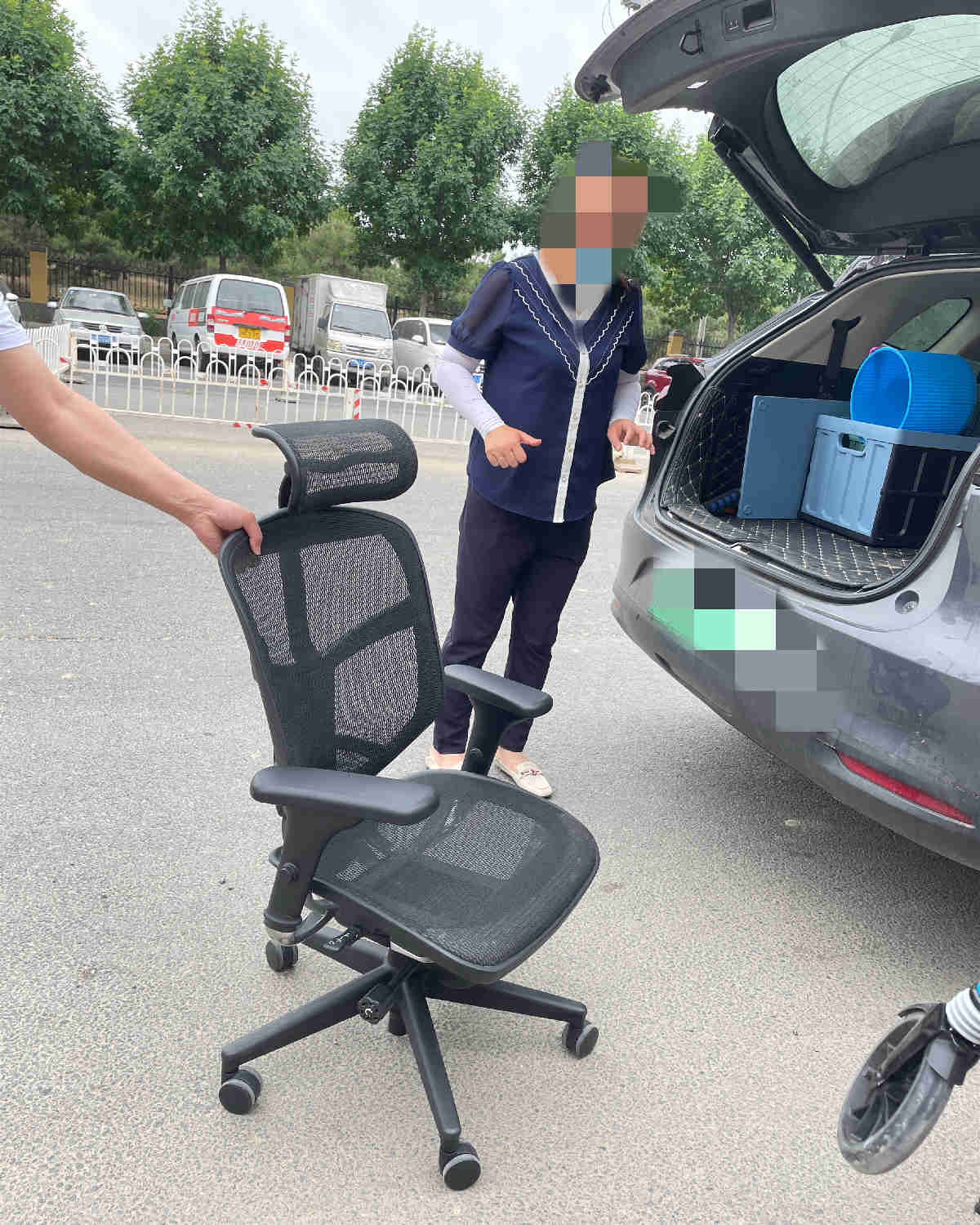 客户现场提货.jpg