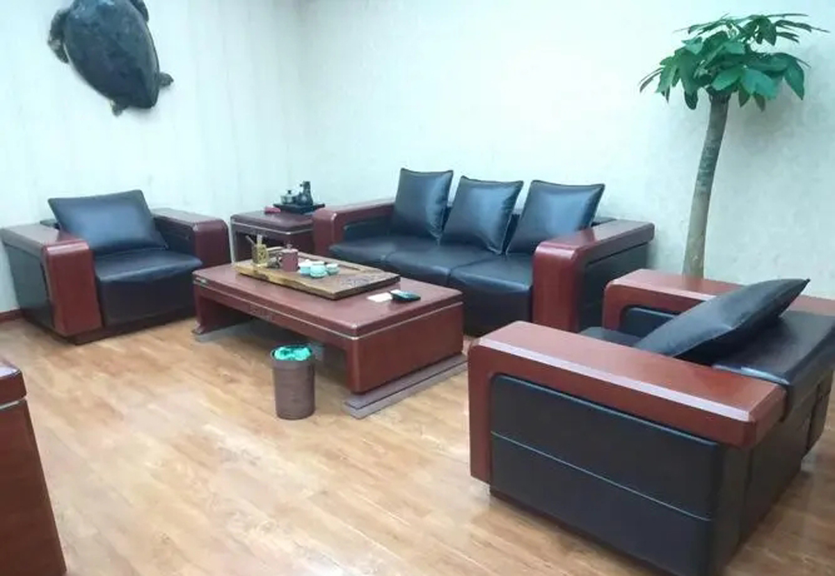 二手意大利真皮办公沙发组合